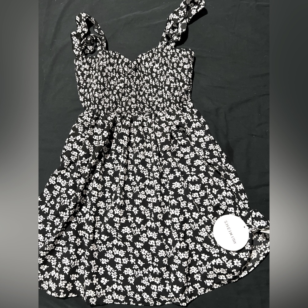 SHEIN WYWH Ditsy Floral Print Ruffle Trim Cami Dress